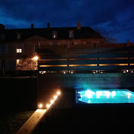 Bed & Breakfast Chateau Les Cedres Bretteville-l'Orgueilleuse Екстер'єр фото