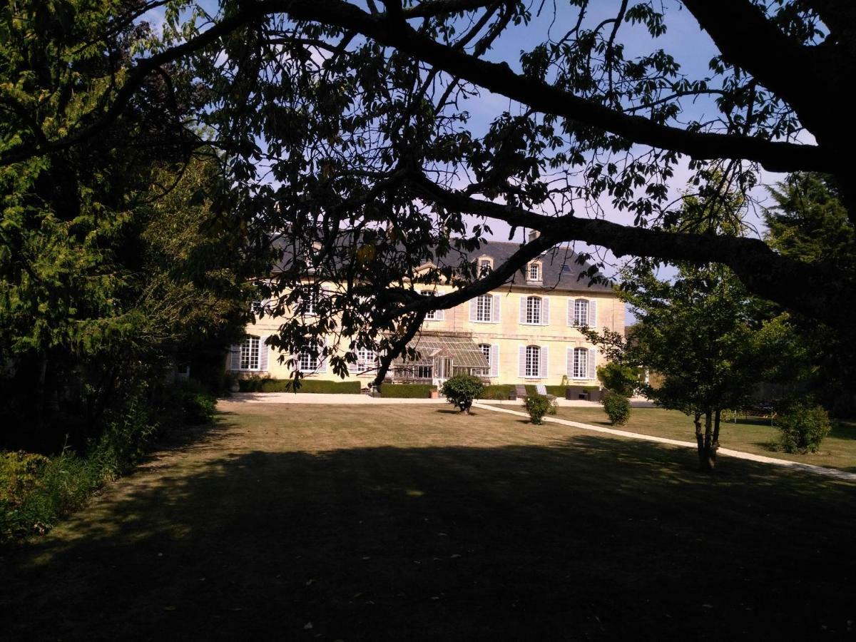 Bed & Breakfast Chateau Les Cedres Bretteville-l'Orgueilleuse Екстер'єр фото