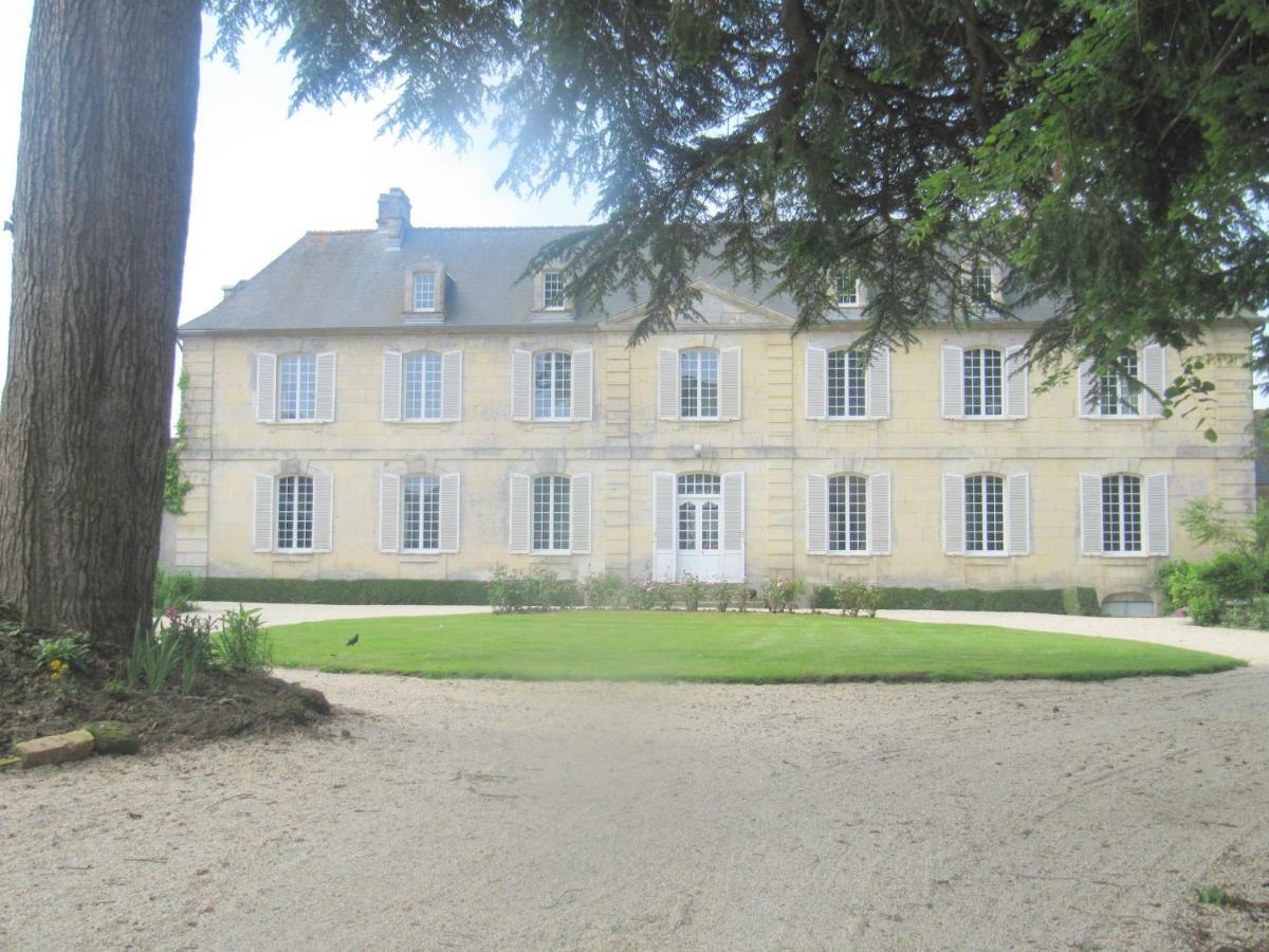Bed & Breakfast Chateau Les Cedres Bretteville-l'Orgueilleuse Екстер'єр фото